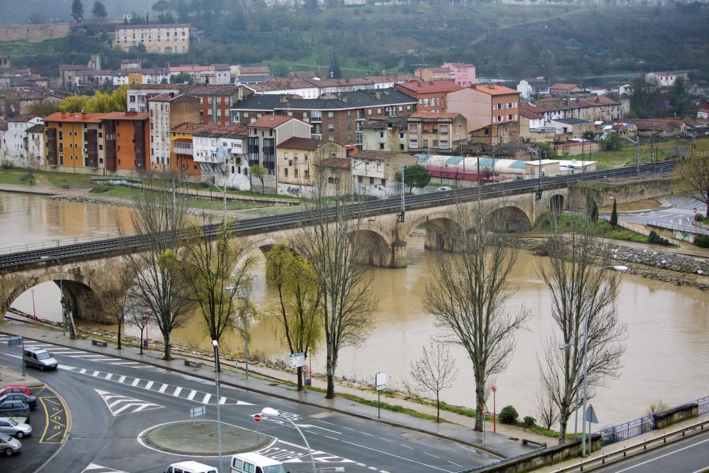 Tudanca Miranda Hotel Miranda de Ebro Bagian luar foto